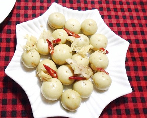 Cà pháo giòn tan ăn kèm canh đã vào mùa nhưng ăn phải đúng mới không rước bệnh vào người - Ảnh 1.