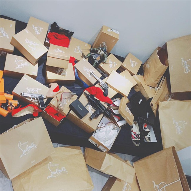 Bạn đã thật sự biết hết những đại gia ngầm của showbiz Việt này chưa? - Ảnh 8.