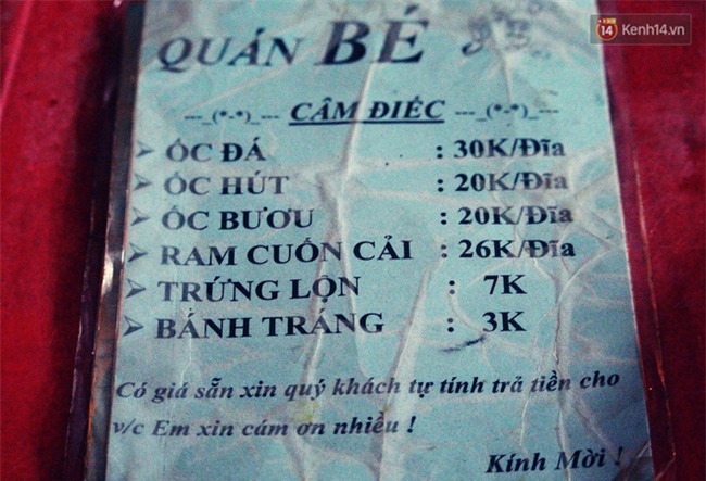 “Hạnh phúc không lời” nơi quán ăn vặt dễ thương của đôi vợ chồng trẻ bị câm điếc ở Đà Nẵng - Ảnh 4.
