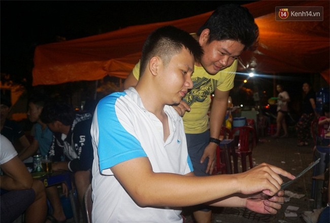 “Hạnh phúc không lời” nơi quán ăn vặt dễ thương của đôi vợ chồng trẻ bị câm điếc ở Đà Nẵng - Ảnh 5.