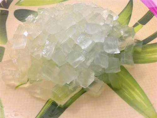 2 cong thuc don gian tu vien nang vitamin e se cho ban da de trang min nhu gai 18 - 2