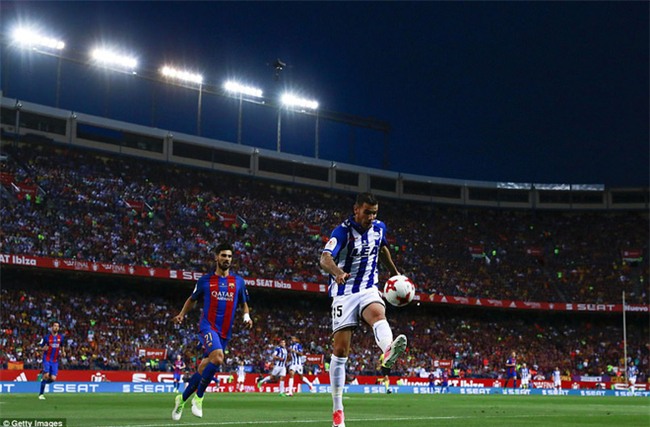 Messi nổ súng, Barca lần thứ 3 liên tiếp giành Cúp Nhà vua - Ảnh 3.