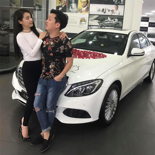 Truong Giang mua xe hop tang Nha Phuong hinh anh 1