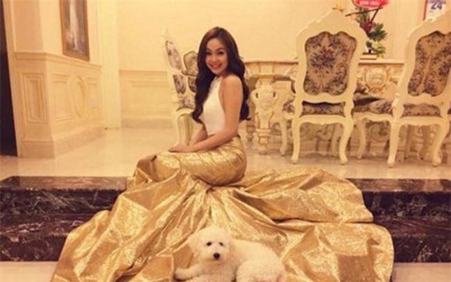 choang ngop voi dinh thu dat vang trieu do cua 3 nguoi dep doc than giau co hinh anh 12