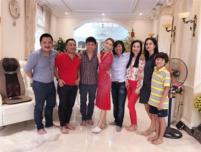 choang ngop voi dinh thu dat vang trieu do cua 3 nguoi dep doc than giau co hinh anh 15