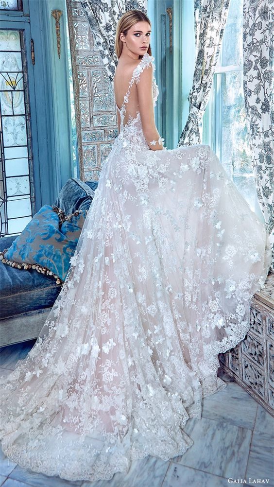 day chac han la chiec vay cuoi mo uoc cua tat ca phu nu - 11