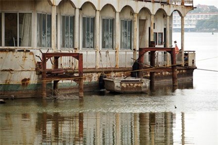 Hồ Tây, nhà hàng, bỏ hoang, dự án bỏ hoang