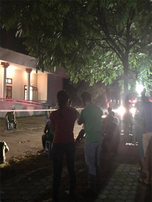 nhieu nguoi tu vong tai bv hoa binh : nguoi benh bang hoang ke lai giay phut non roi bat tinh - 3