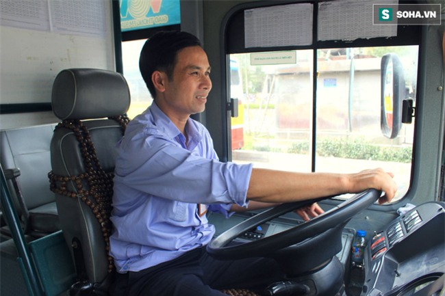 Vị khách xấu tính trên xe buýt và chuyện tài xế đi vệ sinh cũng phải xin phép - Ảnh 2.