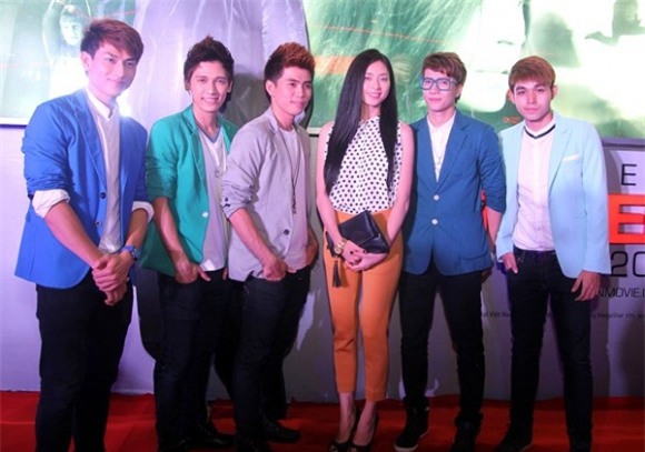 sao việt, tình cũ sao việt, sao việt có tình mới, sao việt thân thiết với tình cũ, cách đối xử với tình cũ của sao