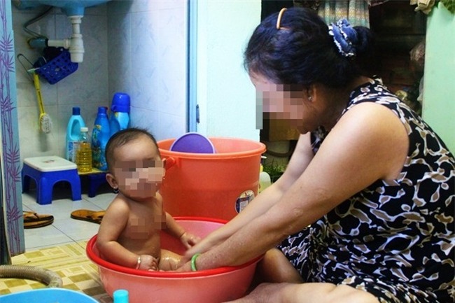 Con gái nói xấu mẹ đẻ vừa bẩn vừa lười, rảnh mà ham ngủ, không thức đêm trông cháu khiến dân mạng dậy sóng - Ảnh 2.