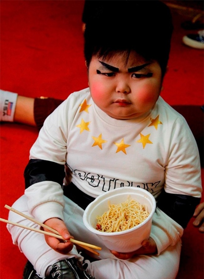 phia sau hao quang cua sao nhi dang tuoi an tuoi lon hinh anh 11