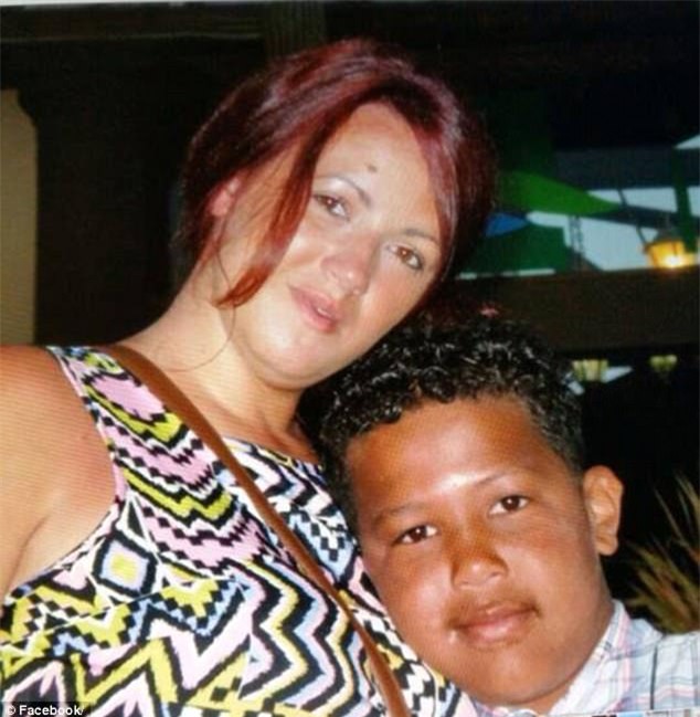 Đi học để quên cặp sách, bé trai 12 tuổi quyết định treo cổ tự tử vì sợ... - Ảnh 2.