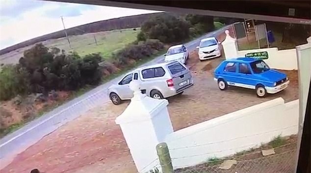 nu sinh dep nhu hot girl bi cuong hiep, siet co den chet hinh anh 6