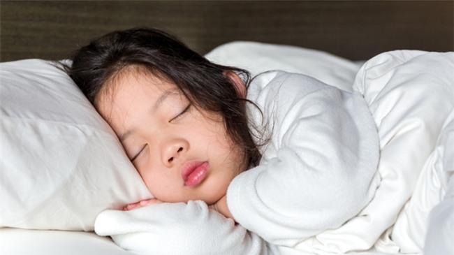 Không phải đau đầu chọn trường tốt, dưới đây là 5 điều bố mẹ có con vào lớp 1 nên làm - Ảnh 4.