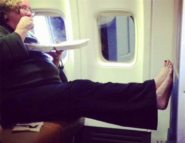 "nga ngua" khi bat gap canh nay tren may bay hinh anh 15