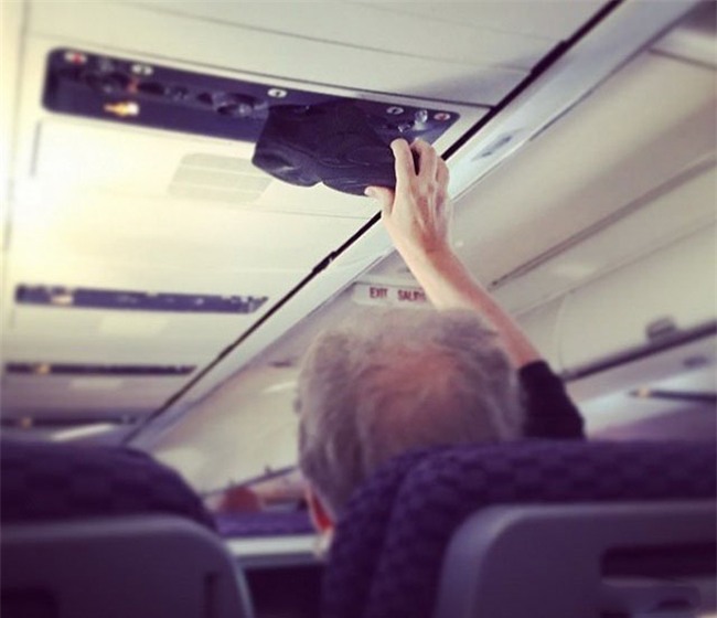 "nga ngua" khi bat gap canh nay tren may bay hinh anh 3