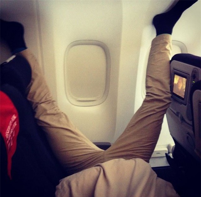 "nga ngua" khi bat gap canh nay tren may bay hinh anh 5