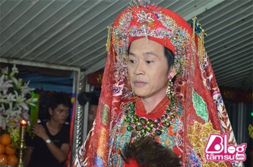 hoai-linh-hau-dong-blogtamsuvn13