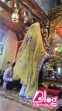 hoai-linh-hau-dong-blogtamsuvn17