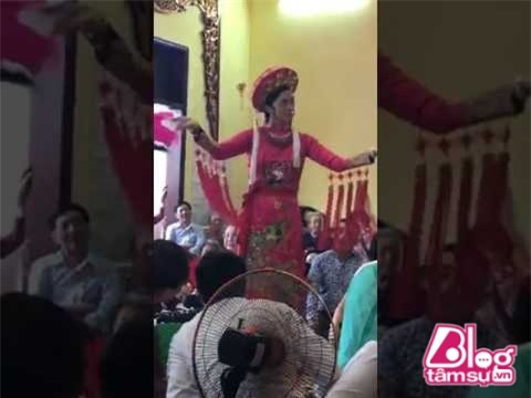 hoai-linh-hau-dong-blogtamsuvn18