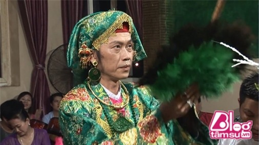 hoai-linh-hau-dong-blogtamsuvn3