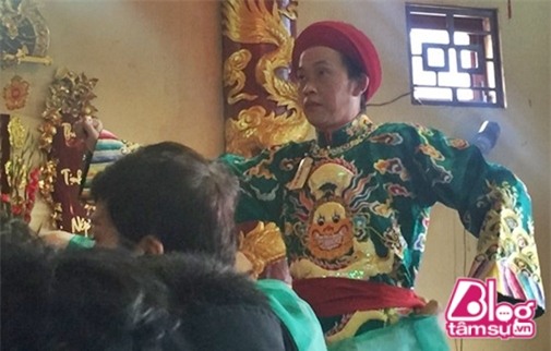 hoai-linh-hau-dong-blogtamsuvn7