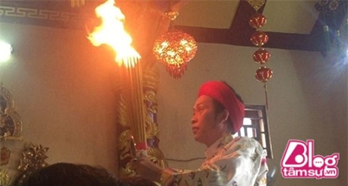 hoai-linh-hau-dong-blogtamsuvn8