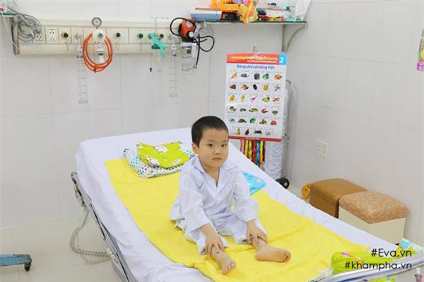 chuyen 2 lan chet hut cua em be ghep phoi tu nguoi song thanh cong dau tien o vn va mong uoc gian di ngay 1/6 - 1