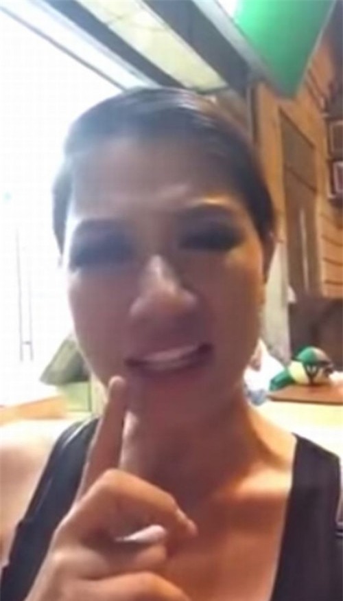 nhin lai qua khu, trang tran co xung danh