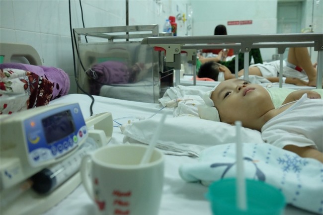 Chồng bặt vô âm tích, mẹ trẻ đau khổ 9 tháng trời một mình nuôi con bạo bệnh - Ảnh 3.