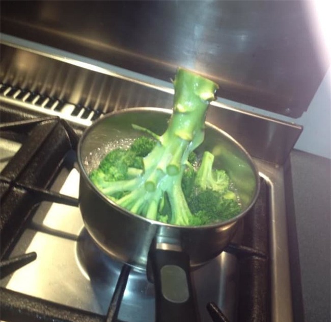 16 thảm họa nấu nướng của những nàng dâu không phải sống chung với mẹ chồng - Ảnh 12.