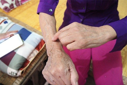 gap nhung nguoi trao cuoc doi cho chiec may chay than giua long ha noi - 5