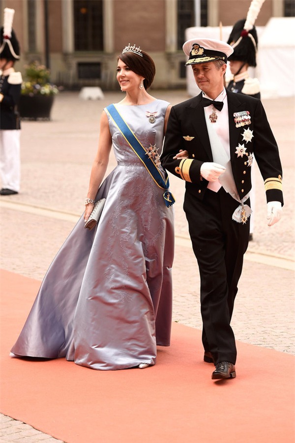 Có một vị công nương còn mặc đẹp hơn cả Kate Middleton - Ảnh 15.