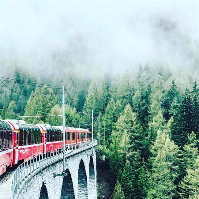 Thị trấn đẹp như thiên đường nhưng không ai dám chụp ảnh chỉ vì... - Ảnh 7.