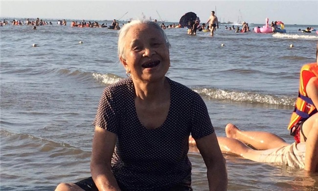 nắng nóng, nóng kỷ lục, Sầm Sơn, Cửa Lò, Đồ Sơn, bãi biển, giải nhiệt