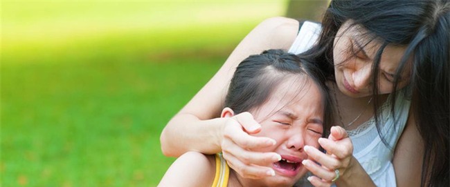 Đây là cách dỗ con nín khóc sai lầm mà cứ 10 mẹ thì tới 9 mẹ mắc phải - Ảnh 3.