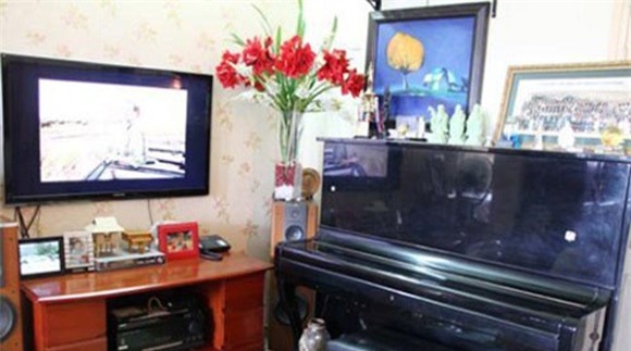 Trọng Tấn, Việt Hoàn, Đăng Dương, ông hoàng nhạc đỏ, ca sĩ hát nhạc đỏ, sao Việt