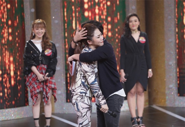 Huong Tram hon doi Bui Anh Tuan vi khong nhan ra giong hat cua co hinh anh 3