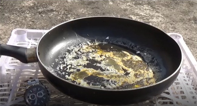 Hình ảnh giật mình về nắng nóng kỷ lục ở miền Bắc - Ảnh 3.