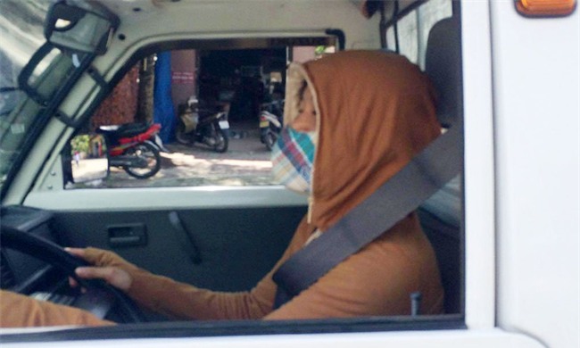 Hình ảnh giật mình về nắng nóng kỷ lục ở miền Bắc - Ảnh 6.