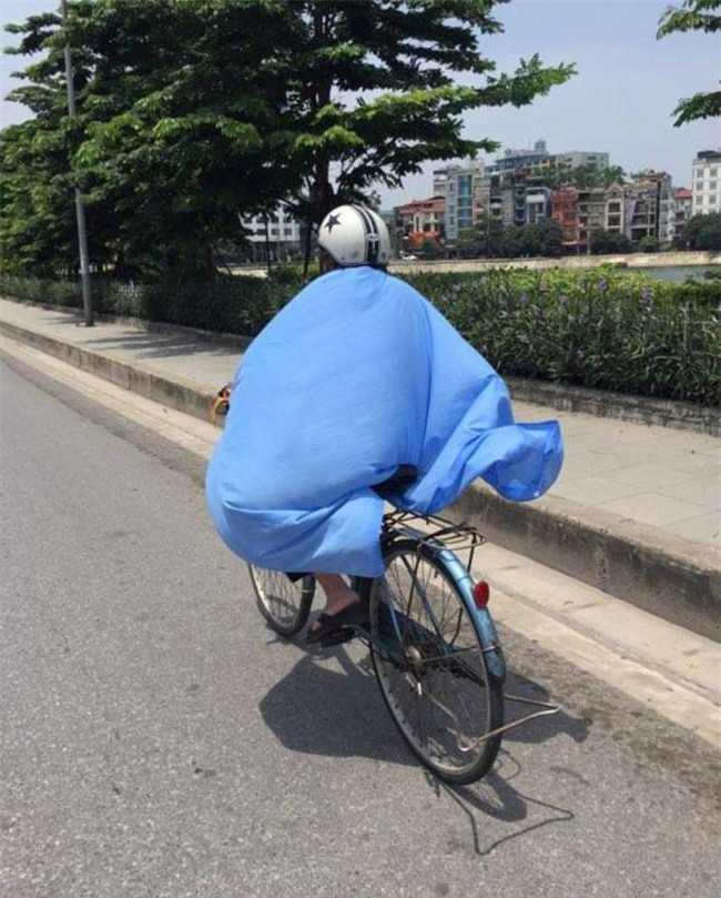 Hình ảnh giật mình về nắng nóng kỷ lục ở miền Bắc - Ảnh 7.