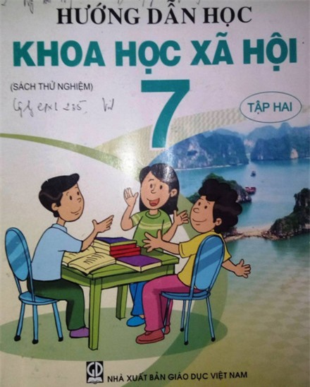 Bộ GDĐT đừng lãng quên thất bại thí điểm VNEN và “thất thủ” tự chủ tuyển giáo viên  ảnh 1