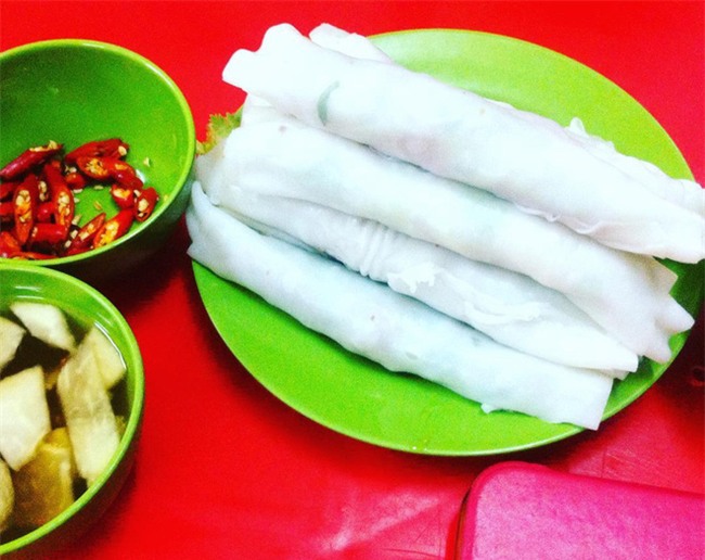 8 món ăn thần thánh giúp bạn chống chọi với thời tiết rán trứng giữa đường của Hà Nội - Ảnh 25.