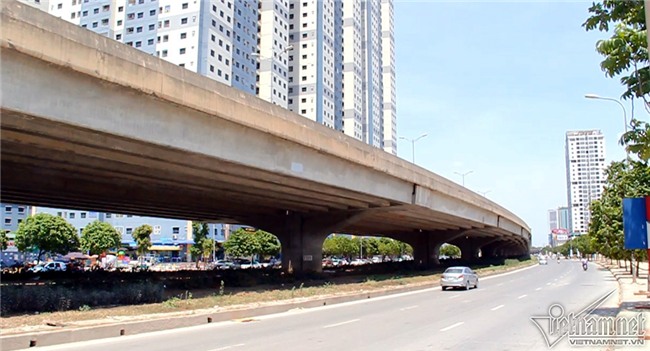 nắng nóng, nắng nóng kỷ lục, Hà Nội nóng kỷ lục, nắng nóng gay gắt, hầm đi bộ