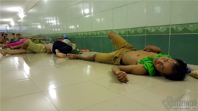 nắng nóng, nắng nóng kỷ lục, Hà Nội nóng kỷ lục, nắng nóng gay gắt, hầm đi bộ