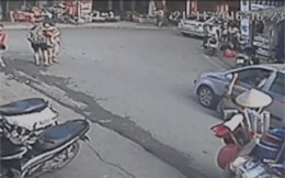 Nữ du khách Tây bắt taxi, tài xế giật điện thoại, kéo lê nạn nhân giữa phố Hà Nội - Ảnh 1.