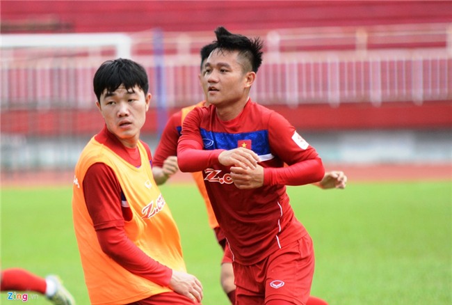 Xuan Truong than thien voi fan o ngay dau tap trung hinh anh 3