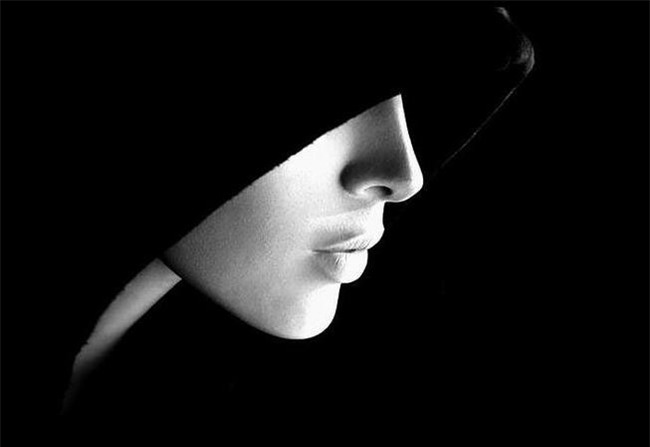 lướt sóng cổ phiếu, đầu tư tài chính, đại gia giấu mặt, đại gia bí ẩn, thị trường chứng khoán, nữ đại gia