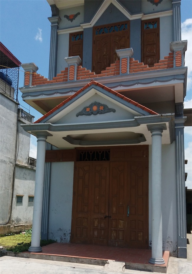 Giọt nước mắt tủi hờn của người vợ bị chồng xích cổ, nhốt trong nhà - Ảnh 6.